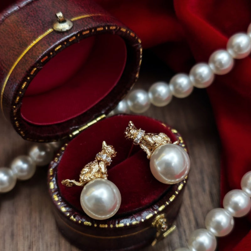 Retro Kitten Simple Pearl Earrings