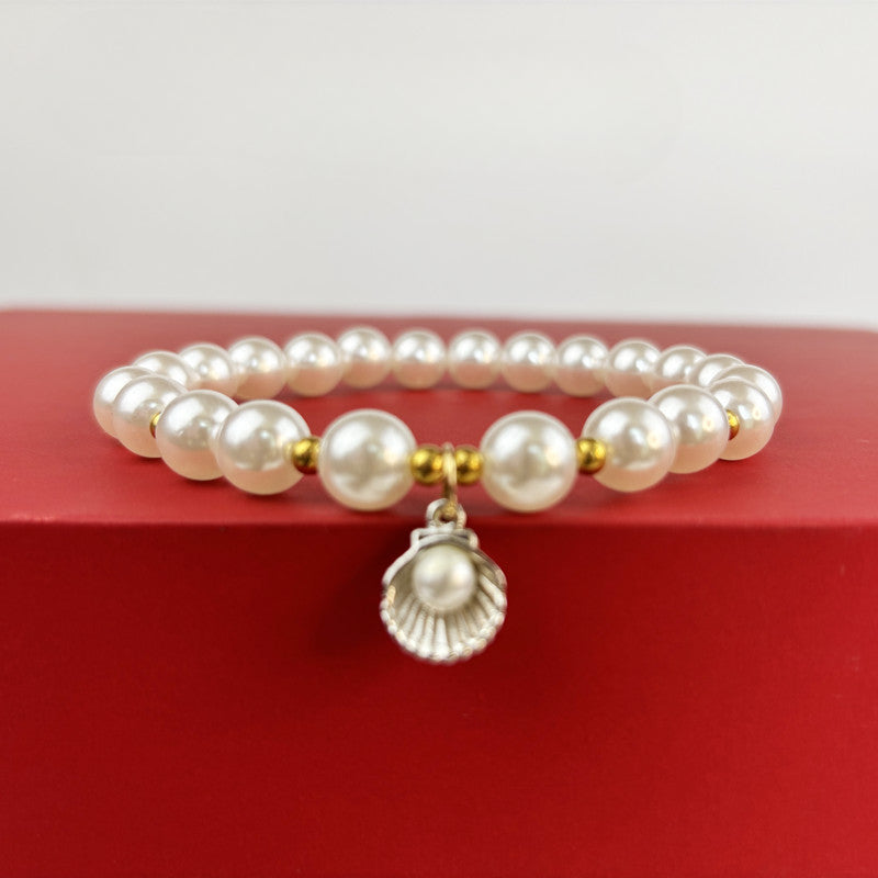 Seashell Pearl Necklace