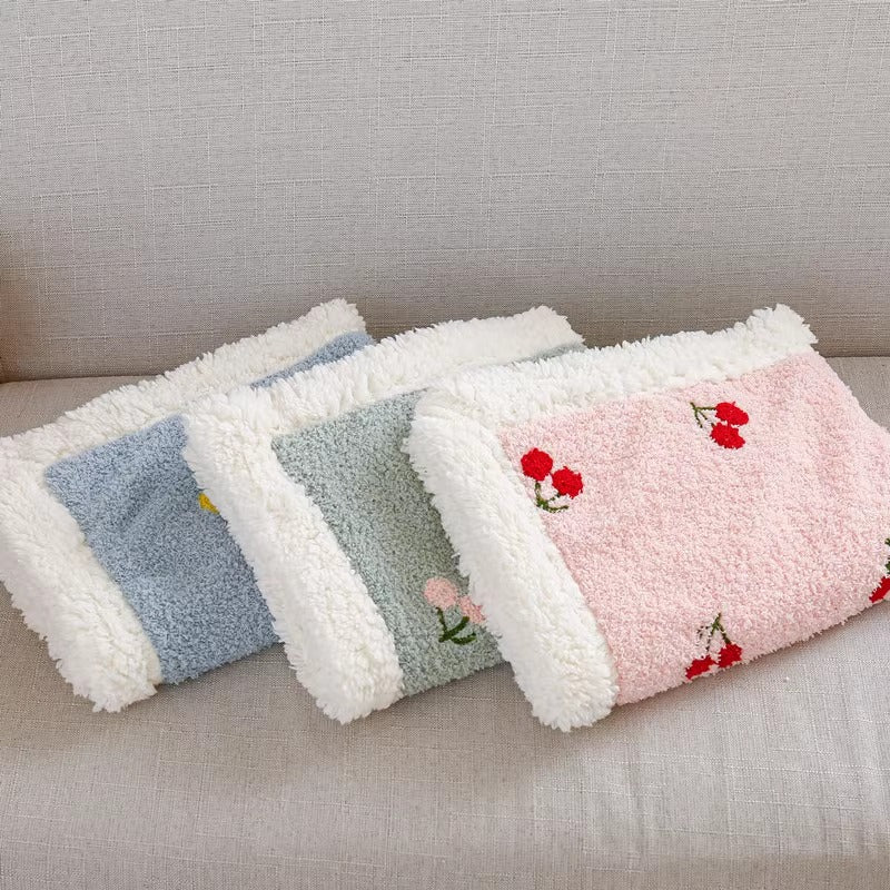 Cloud Fluff Double Warm Pet Blanket