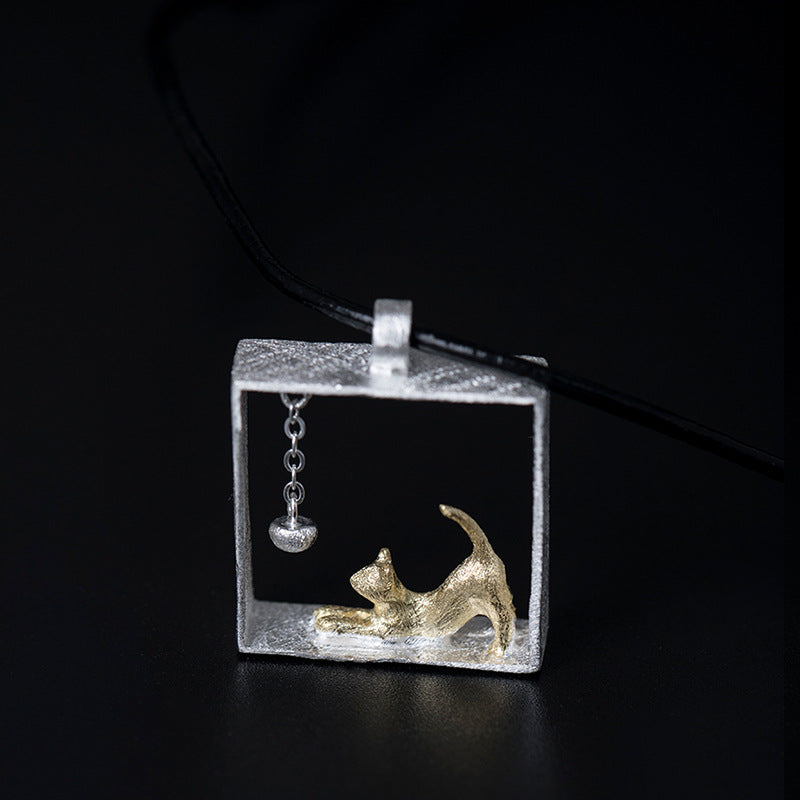 S925 Silver Kitten Plays Bead Scene Square Pendant