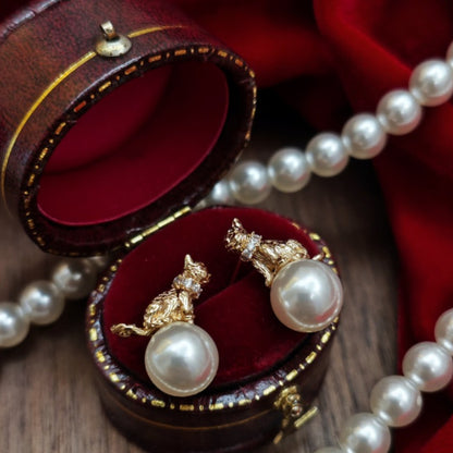 Retro Kitten Simple Pearl Earrings