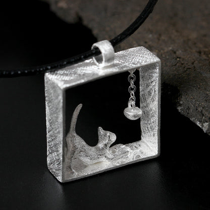 S925 Silver Kitten Plays Bead Scene Square Pendant