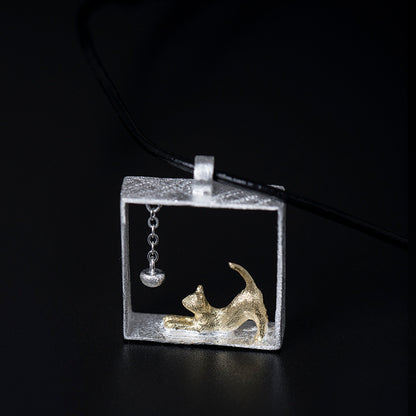 S925 Silver Kitten Plays Bead Scene Square Pendant